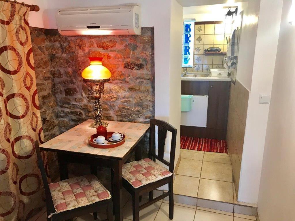 Apartmán Casa Lela 3...Hydra Míloi Exteriér fotografie